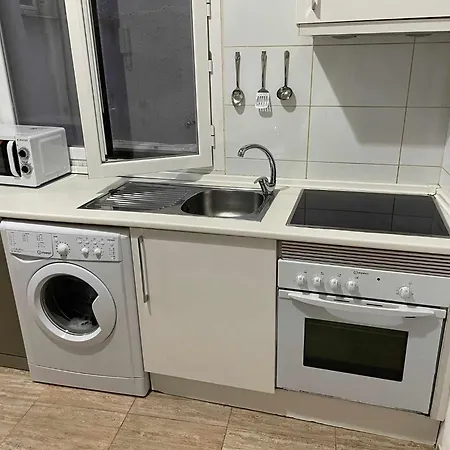 A Unos Pasos De Solgran Via Apartment Madrid
