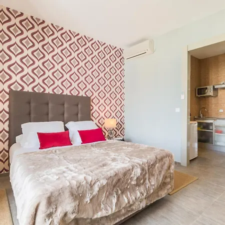 Santa Ana Boutique En * Madrid
