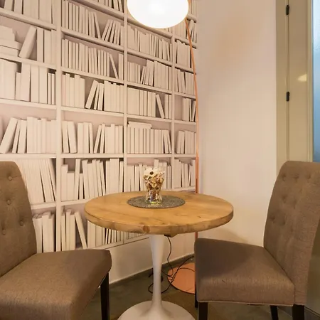 Santa Ana Boutique En * Madrid