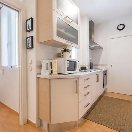 Fee4me. Elegant Flat A Few Minutes From Atocha. Madrid