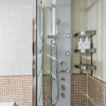 Apartment Brand New One Bedroom Located In Chueca *