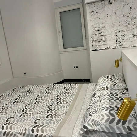 Ba2 Luxury Plaza Mayor Apartment