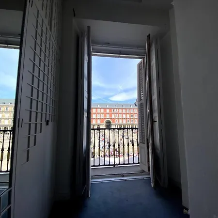 Amazing With Balconies To Plaza Mayor Apartment Madrid