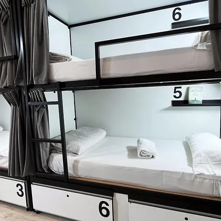 Way Hostel