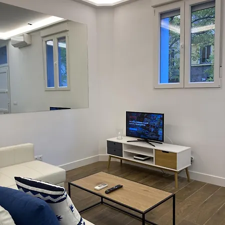 Appartamento Nuevo Piso Retiro Madrid
