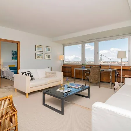 Colon Apartment