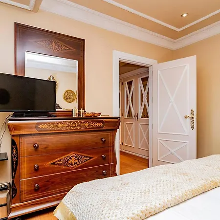 Apartment Colon Madrid