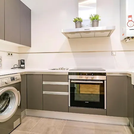 Velazquez Apartmán