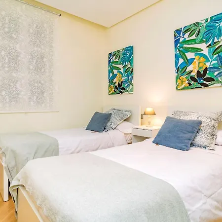 Velazquez Apartmán *