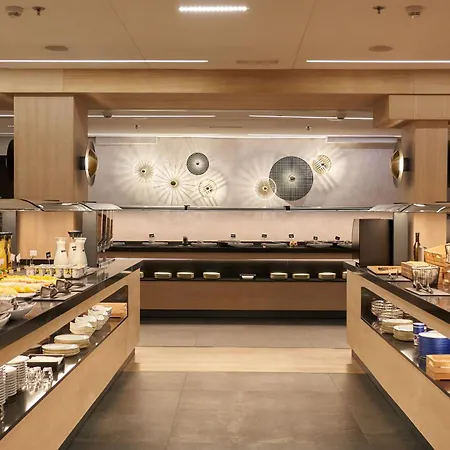 里贾纳酒店 酒店