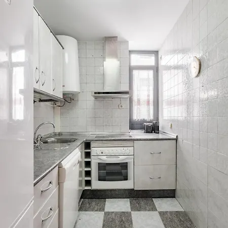 Ave En Centro Atocha Apartment