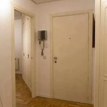 Un Elegante Piso Descubrir *