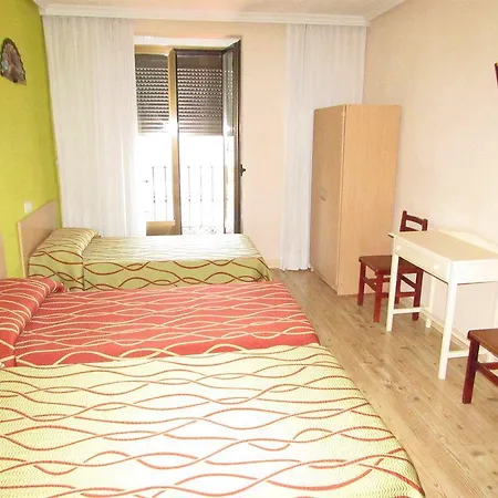 Rober Casa de hóspedes Madri