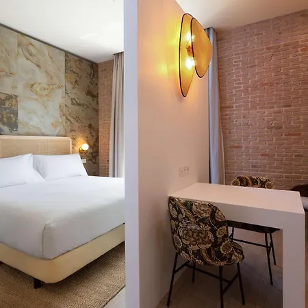 Atocha Madrid, Tapestry Collection By Hilton Hotel