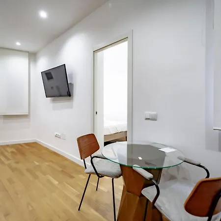 Apartamento Moderno En Barrio Salamanca By Exyca * Madrid