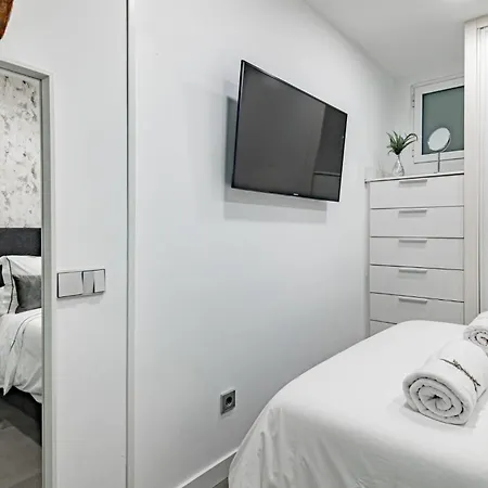 Modern Loft Near Puerta Del Sol Apartment
