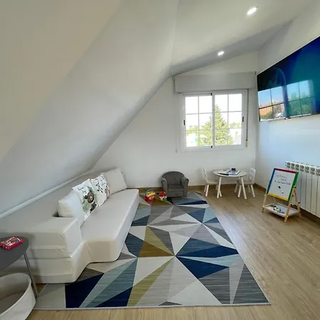 Holiday home Moderna Casa De Lujo Con Jacuzzi En El Jardin