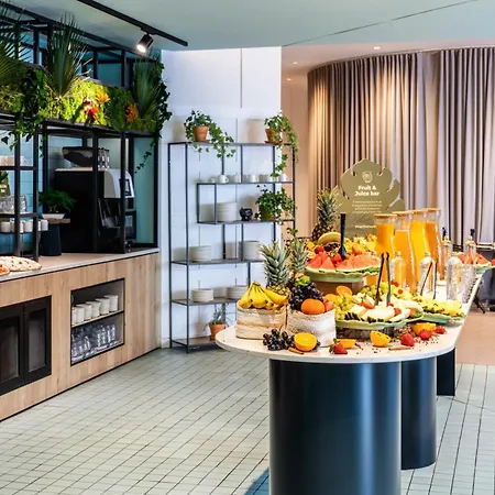 Novotel Campo De Las Naciones Hotel 4*