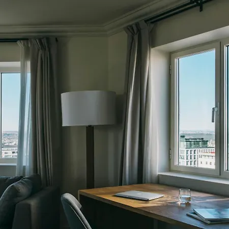 Hotel Dear