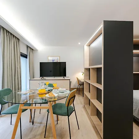 Apartahotel Feelathome Ventas