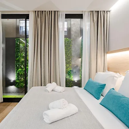 Feelathome Ventas Apartahotel