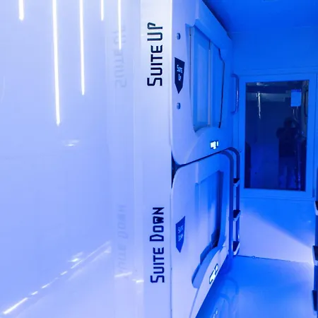 Optimi Capsule hotel