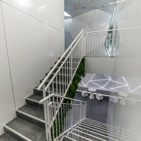 Optimi Hotel kapsułowy Madryt