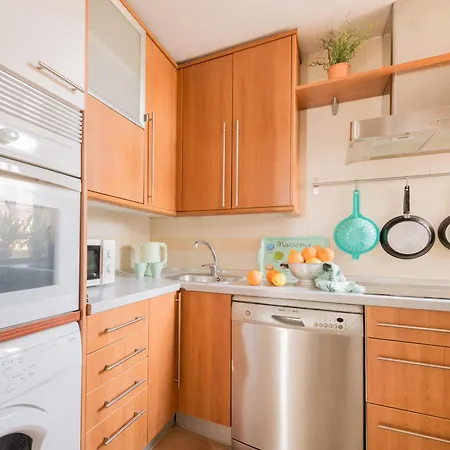 Habitación en casa particular Cozy And Stylish With Natural Light And Vibrant Decor Madrid