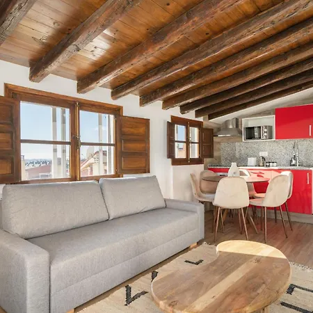 Atico Con Terraza En Lavapies Apartment