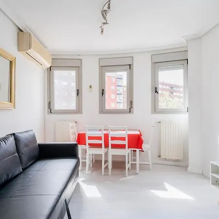 Cozy Family Tetuan/estrecho B.m7 Apartamento Madrid