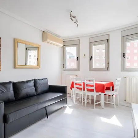 Cozy Family Tetuan/estrecho B.m7 * Madrid