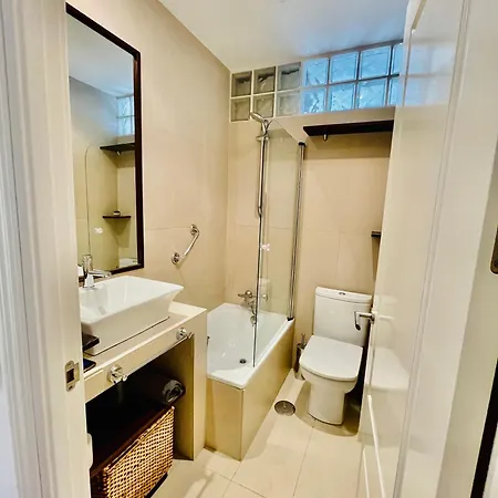 Cuatro Torres, Apto 2 Apartment