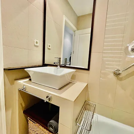Apartment Cuatro Torres, Apto 2 *