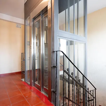 Atico Con Terraza En Lavapies Apartment
