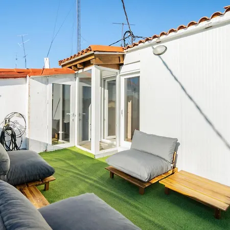 Atico Con Terraza En Lavapies *