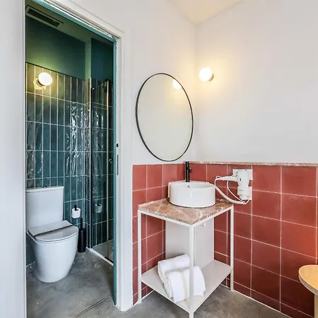Live Coworking - Self Service - Guest house *