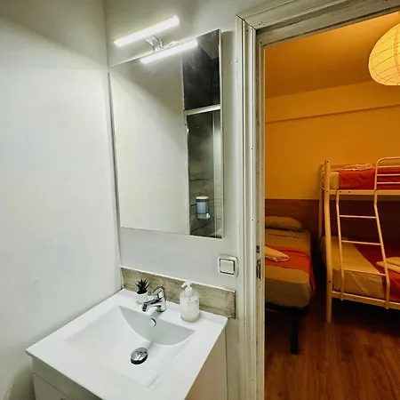 Punta Me In Downtown Apartment Madrid