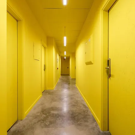 Live Coworking - Self Service - Guest house