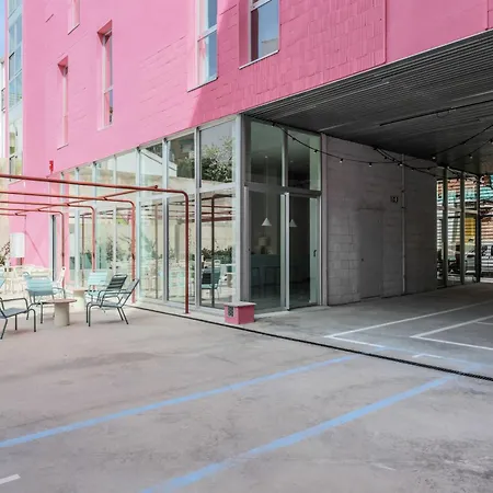 Guest house Live Coworking - Self Service - Madrid