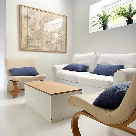 Triana 35 Guest house