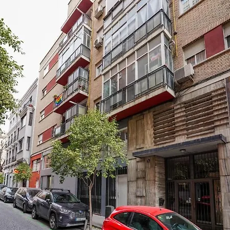 Modern Duplex-3bedrooms 3bathrooms-lavapies
