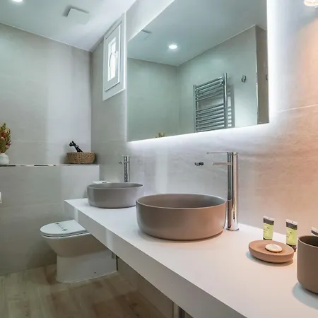 Modern Duplex-3bedrooms 3bathrooms-lavapies Apartment *