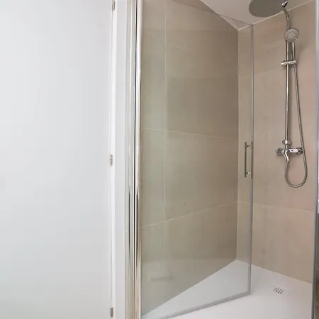 Modern Duplex-3bedrooms 3bathrooms-lavapies Apartamento Madrid