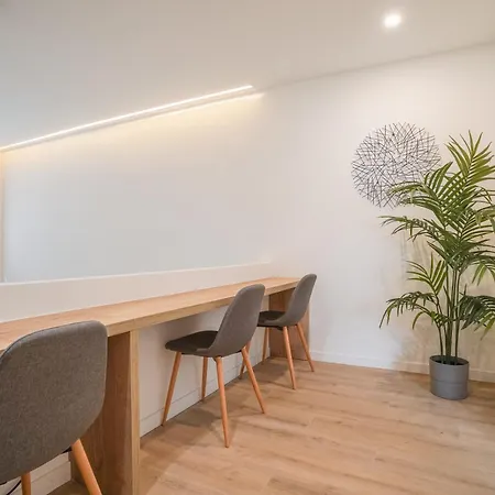 Apartment Modern Duplex-3bedrooms 3bathrooms-lavapies