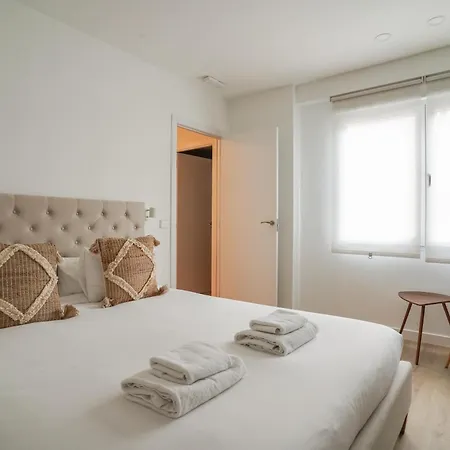 Modern Duplex-3bedrooms 3bathrooms-lavapies Apartment *
