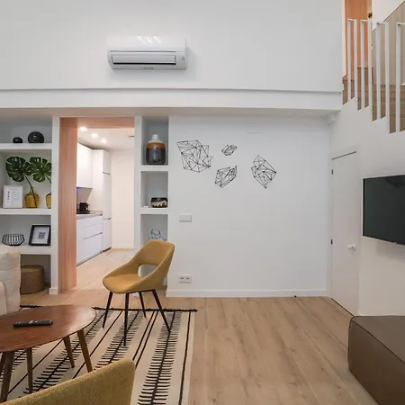 Apartment Modern Duplex-3bedrooms 3bathrooms-lavapies