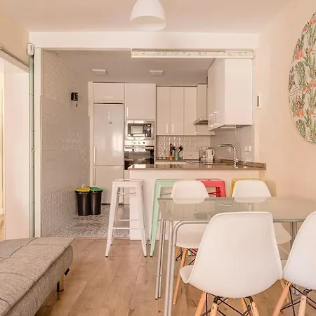 Luminous For 7 Pax In Tetuan - Pb
