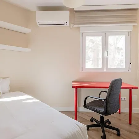 Luminous For 7 Pax In Tetuan - Pb * Madrid