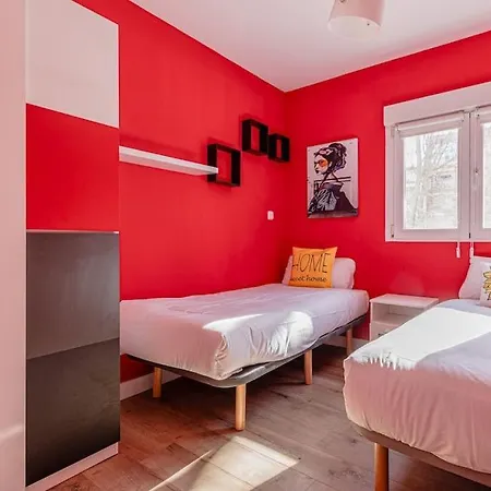Luminous For 7 Pax In Tetuan - Pb Madrid