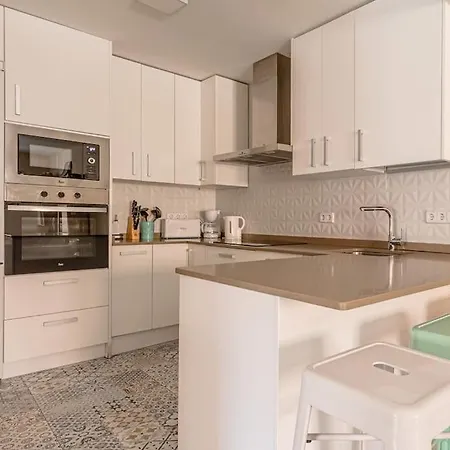 Apartamento Luminous For 7 Pax In Tetuan - Pb *